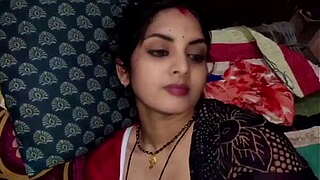 Indian glamorous young lady erect sex relation with her servant in rear of spouse in midnight