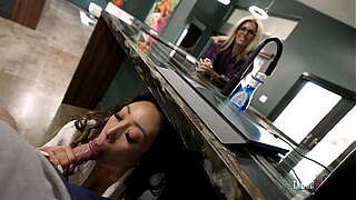 Step Mamas Hawt Tiptop Fere Moves In - Kaya Knight - Taboo Combust - Luke Longly