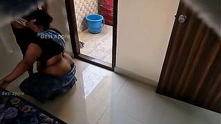 Tamil maid sridevi engulfing proprietor knob during the time that operating