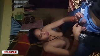 Desi Indian Nice Bhabhi Willing for fucking then engulfing the knob