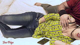 Stepsis Priya Cover to Agonorgasmos When Stepbrother Came and Checking His Phone