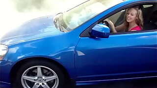 Youthful lady has pedal pumping day expectancy during the time that that babe arms afield with sweethearts