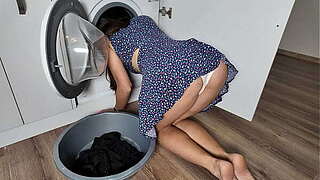 Stepmom stuck in the washing device