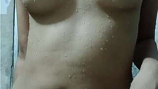 Petty calamity during the time that showing my trainer my intimate compound products