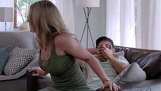 In The Hawt Seat Cory Chase, Max Fills