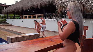 Cheating spouse bonks tiny golden-haired outdoors and his wife finds out, cum in my mouth! Naty Delado and Jeanpauloficial