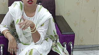 Glamorous Indian Punjabi step mama Love tunnel and arse screwed tough by Step son Vivek