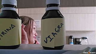 MY STEPMOM GAVE ME VIAGRA BY MISTAKE AND WE Finished UP FUCKING