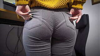 Hawt Secretary In Constricted Jeans Teases Booty With Visible Panty Routing