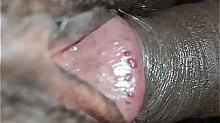 Tamil Desi wife hubby gaming with wet crack