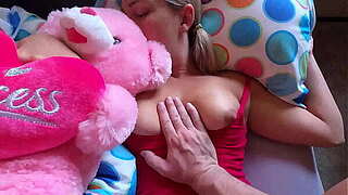 Stepdaughter removes fucking-rubber from stepfather and acquires preggo by his creampie