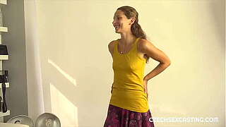 Untutored stupid chick desires to be a model