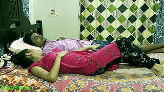 Sexy Indian Wife and feeble spouse !! 10-Pounder powerful nehi hota!! caught in hidden cam!!