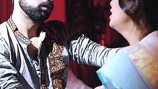 Dewar Ne Akeli Bhabhi Ka Khub Ras piya ( Hindi Audio )