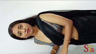 Desi Indian malkin bhabhi ko seedhi pr choda