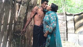 Devor and Bhabhi go to a very previous dwelling and suddenly have sex with fright