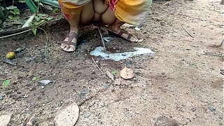 desi aunt wildlife pissing have to see