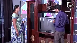 Desi Aunty Affair with cord chiken