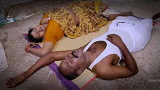 Desi Indian ambitious love melons aunty screwed by outdoor man!