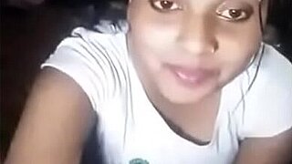 Desi maiden show her vagina and great bumpers