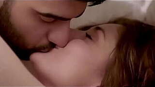 KAREENA KAPOOR AND ARJUN KAPOOR Sexy SEX COMPILATION IN KI &amp_ KA