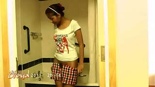 Indian Hottie Divya Shower Sex