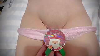 Christmas present! A firsthand pussy with regard to enactment be beneficial to a difficulty saucy time!