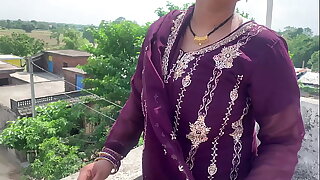 Bhojpuri desi Bhabhi gave me active awe be advisable for say no to pussy added to making Hindi Audio