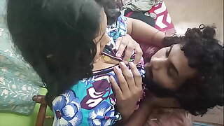 Piping hot Desi Coupler Fondling Plus Disquiet Chest Keenly