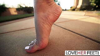JOI Pedestal Tease with Sophia Leone