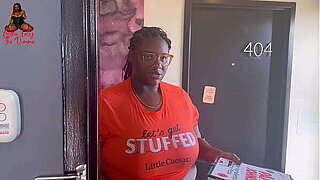 Ebon BBW Who Quit Porn, Delivers Pizza and Receives Tip